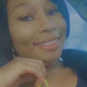 Meet your Posher, Britany